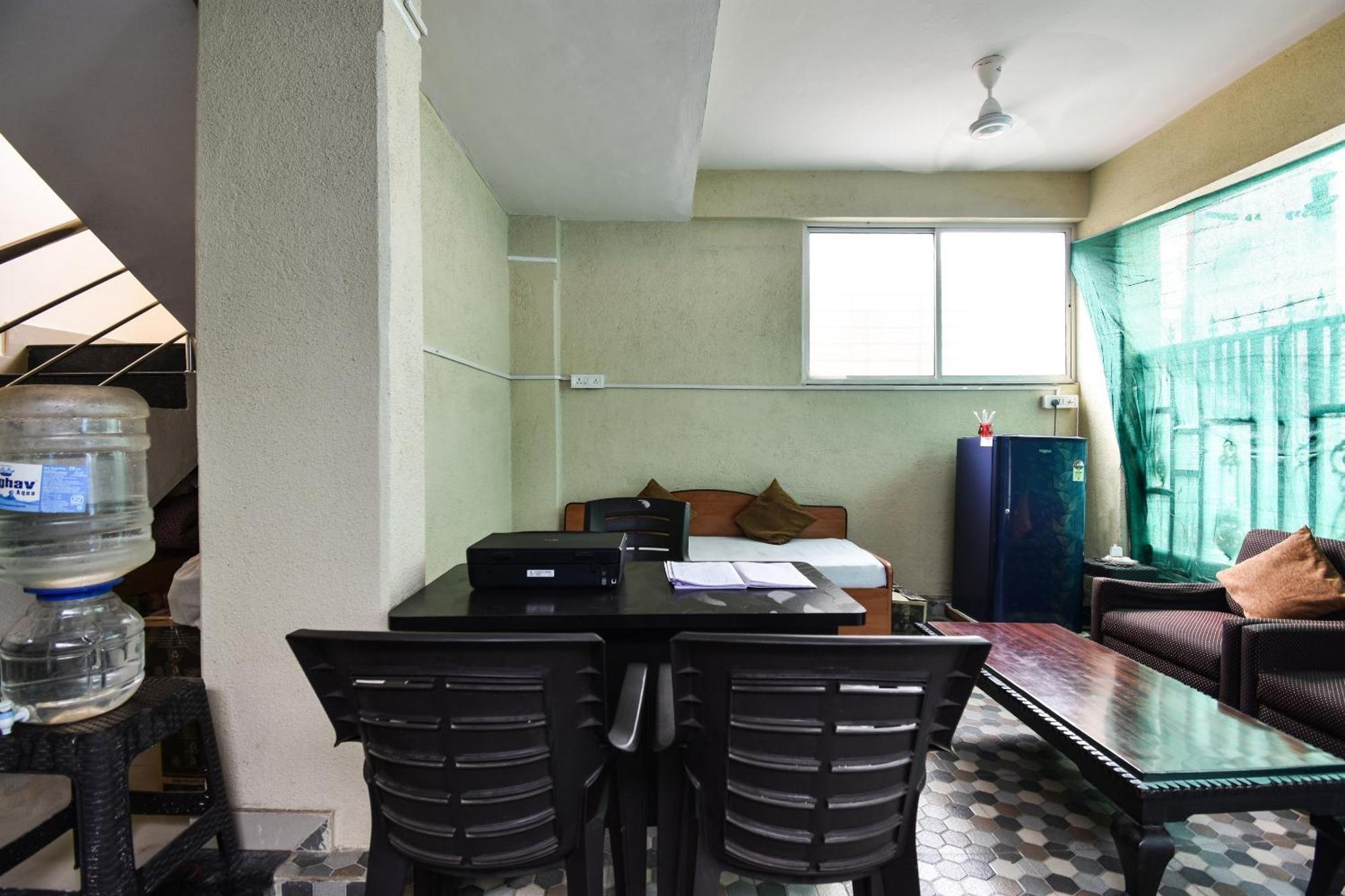 Hotel O Felicita Inn Near Seasons Mall Kharadi Exteriör bild